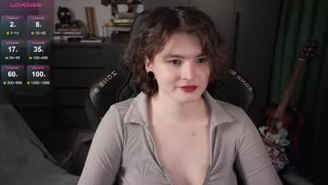 Helen Blossom online show from June 2026 01:48:02 PM