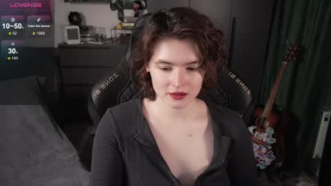 Helen Blossom online show from July 2026 01:52:02 PM