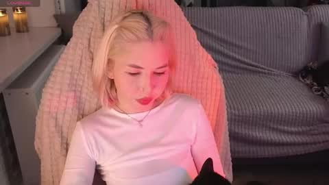 Jane online show from April 2026 12:33:01 AM