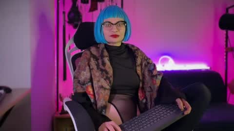 Snapshot of cyberxgoddess_ chatting on April 2026 12:59:01 AM Lily Goddess online show from April 2026 12:59:01 AM