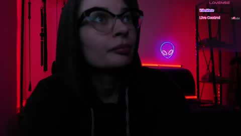 Snapshot of cyberxgoddess_ chatting on April 2026 09:34:01 PM Lily Goddess online show from April 2026 09:34:01 PM