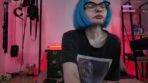 Snapshot of cyberxgoddess_ chatting on May 2026 06:08:01 AM Lily Goddess online show from May 2026 06:08:01 AM