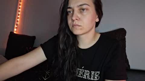 Snapshot of cyndee_winter chatting on December 2024 03:39:01 PM Cyndee Winter online show from December 2024 03:39:01 PM