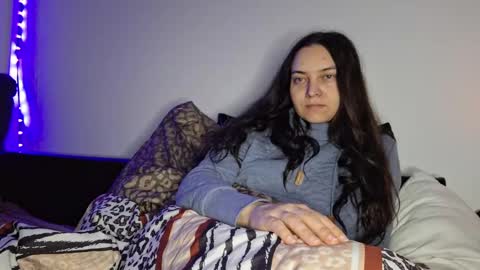 Snapshot of cyndee_winter chatting on December 2024 03:33:02 PM Cyndee Winter online show from December 2024 03:33:02 PM