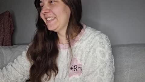 Snapshot of cyndee_winter chatting on October 2025 06:45:02 PM Cyndee Winter online show from October 2025 06:45:02 PM