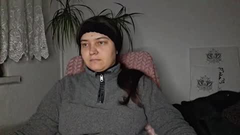 Snapshot of cyndee_winter chatting on January 2026 04:54:02 PM Cyndee Winter online show from January 2026 04:54:02 PM