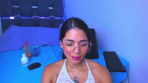 cyndycranforsquirt online show from June 2026 08:00:01 PM