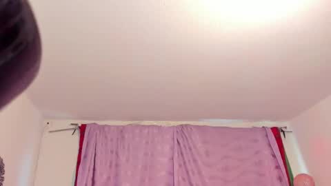 Snapshot of cynthiawatson_ chatting on November 2025 01:33:02 PM Cynthia online show from November 2025 01:33:02 PM