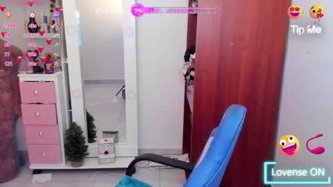 Cynthia online show from May 2026 01:37:01 PM