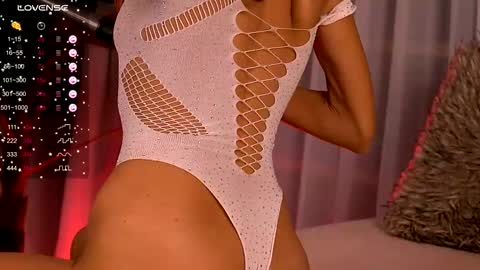 Ivy online show from December 2025 04:20:02 AM