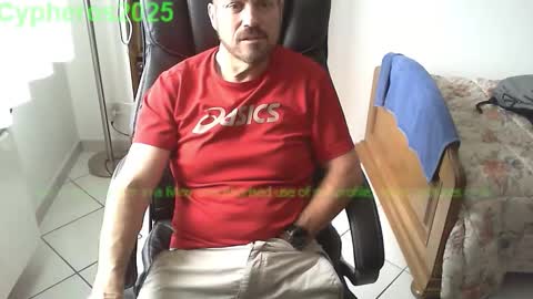 Snapshot of cypheros2025 chatting on October 2025 08:59:01 AM Chris online show from October 2025 08:59:01 AM