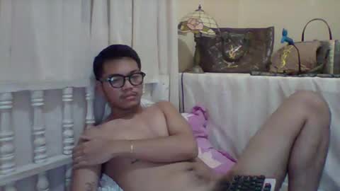 Snapshot of cyrenzortegal chatting on April 2026 06:12:02 PM cyrenzortegal online show from April 2026 06:12:02 PM