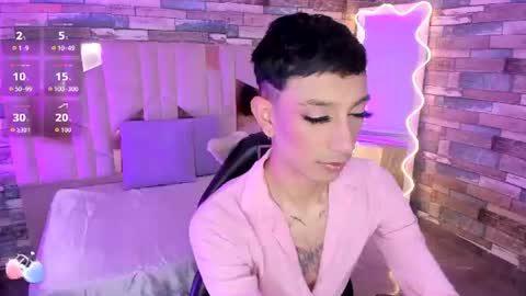 cyrus_tay online show from June 2026 12:47:02 PM