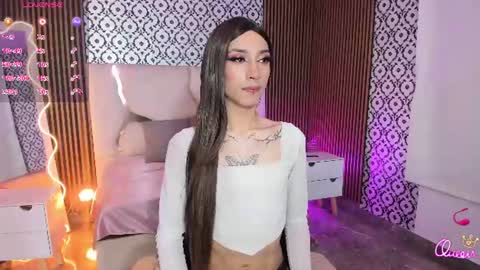 cyrus_tay online show from June 2026 03:23:02 AM