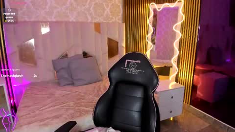 cyrus_tay online show from July 2026 04:33:01 PM