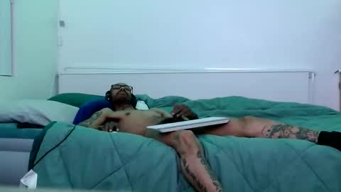 SkinnyTattedGuy online show from June 2026 11:52:01 AM
