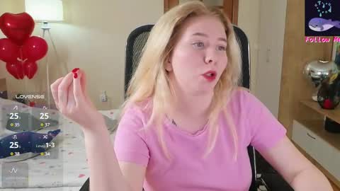 Snapshot of d0nna_ chatting on February 2025 10:22:01 PM Donna online show from February 2025 10:22:01 PM