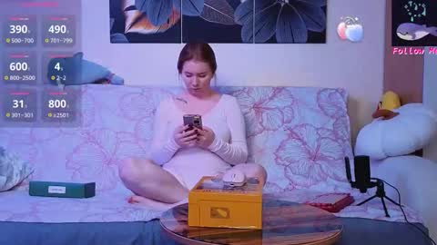 Snapshot of d0nna_ chatting on September 2025 07:30:01 PM Donna online show from September 2025 07:30:01 PM