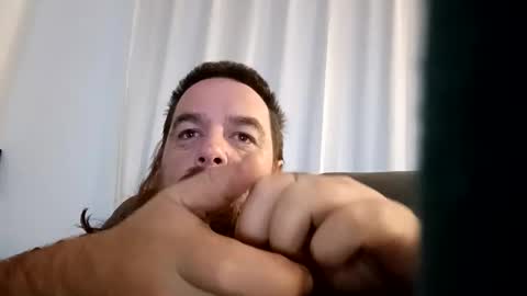 Snapshot of d1988 chatting on March 2025 09:23:02 AM D online show from March 2025 09:23:02 AM