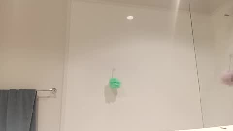 Snapshot of d1988 chatting on October 2025 08:58:01 AM D online show from October 2025 08:58:01 AM