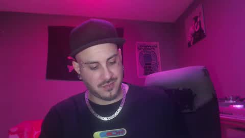 Snapshot of dabirdfree chatting on December 2024 03:45:02 PM Destroyer online show from December 2024 03:45:02 PM