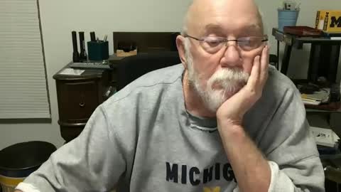 dack47 online show from January 2025 09:30:02 PM