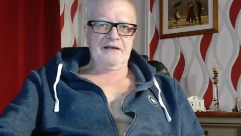 Brian ... online show from December 2024 08:45:02 PM