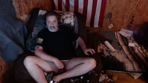 Snapshot of daddy38345 chatting on February 2025 04:09:02 AM daddy38345 online show from February 2025 04:09:02 AM