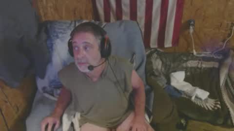 Snapshot of daddy38345 chatting on October 2025 12:08:02 AM daddy38345 online show from October 2025 12:08:02 AM