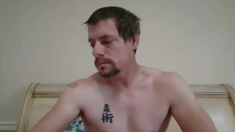 Snapshot of daddy_smallz chatting on November 2025 06:14:01 PM XChampX online show from November 2025 06:14:01 PM