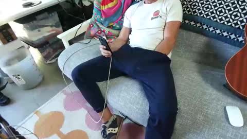 bas online show from October 2025 09:16:01 PM