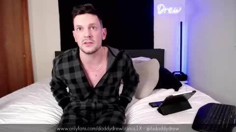 Drew online show from February 2026 02:53:01 AM