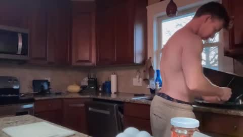 Snapshot of daddygmoney6969 chatting on December 2024 12:25:02 PM daddygmoney6969 online show from December 2024 12:25:02 PM