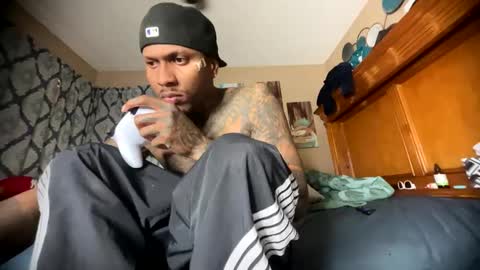 sexy tatted king bbc online show from May 2026 08:50:02 PM