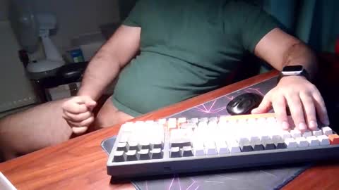 Paul online show from October 2025 11:23:01 PM