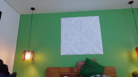 Valen online show from February 2025 05:14:01 PM