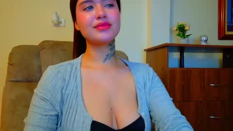 Valen online show from June 2026 12:08:02 AM