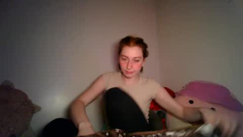 Snapshot of daddysdollhouse chatting on December 2024 07:04:01 AM Saoirse online show from December 2024 07:04:01 AM