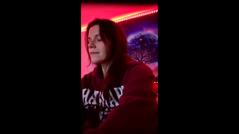 Snapshot of daddysgoodgirl420420 chatting on December 2025 01:48:02 AM daddysgoodgirl online show from December 2025 01:48:02 AM