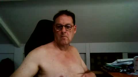 Dannyspoenk online show from July 2026 11:20:02 AM