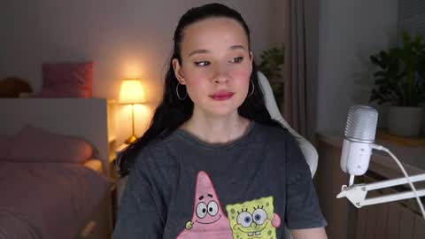 Snapshot of daddystrouble chatting on January 2025 02:19:01 AM Daddys Trouble online show from January 2025 02:19:01 AM