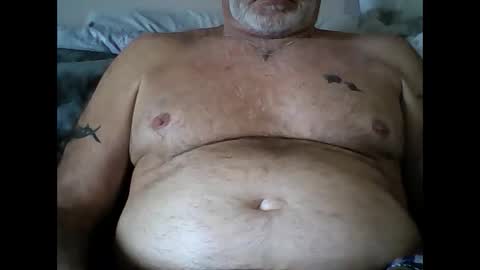 Snapshot of dadhmalone chatting on December 2025 05:33:02 PM dadhmalone online show from December 2025 05:33:02 PM