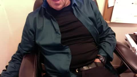 Snapshot of dadooronron69 chatting on September 2025 05:16:02 PM dadooronron69 online show from September 2025 05:16:02 PM