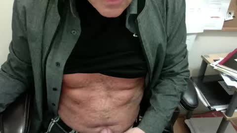 Snapshot of dadooronron69 chatting on November 2025 06:07:01 PM dadooronron69 online show from November 2025 06:07:01 PM