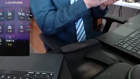 Snapshot of dadssecret69 chatting on July 2026 03:40:01 PM DadsSecret online show from July 2026 03:40:01 PM