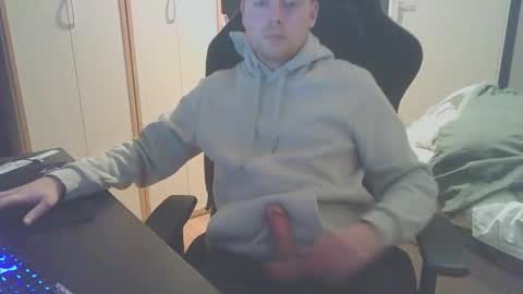 Dae5 online show from December 2025 06:49:02 PM