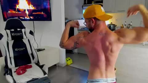 Snapshot of dafboy_ chatting on December 2025 01:00:02 AM Allan Daf online show from December 2025 01:00:02 AM