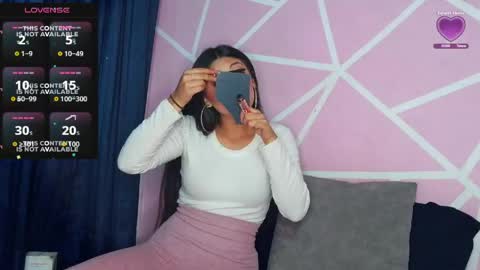 Snapshot of dafna_and_kris chatting on May 2026 02:39:01 AM dafna and kris online show from May 2026 02:39:01 AM