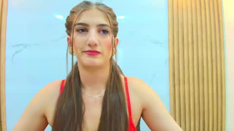 Dafne Castro online show from July 2026 06:17:01 PM