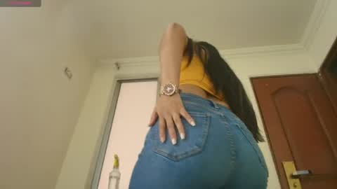 Dahiana  online show from April 2026 02:58:01 PM